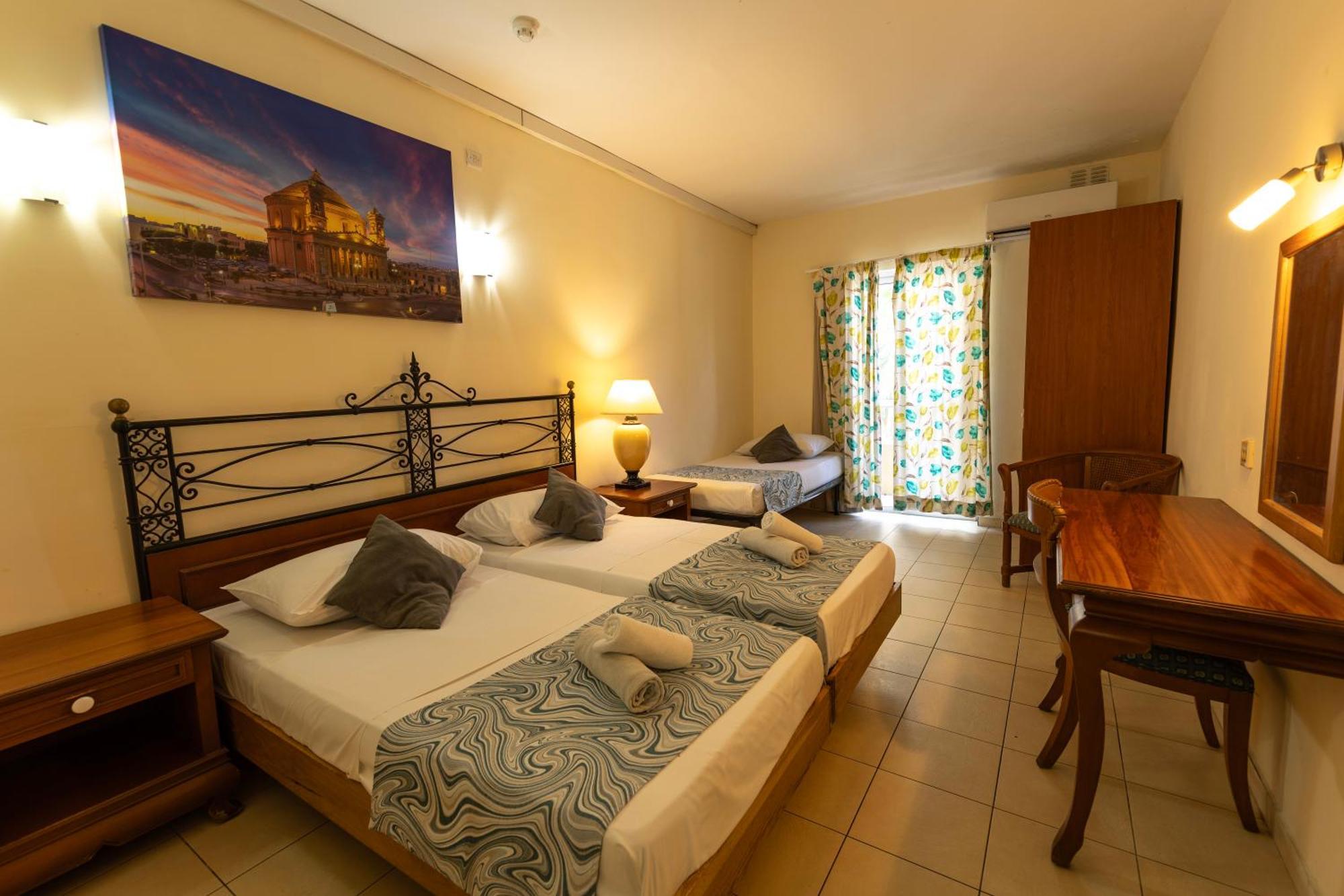 Point Complex Hotel apartamentowy Qawra