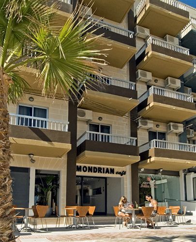 Appart hôtel Point Complex 3*